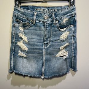 American eagle jean skirt
